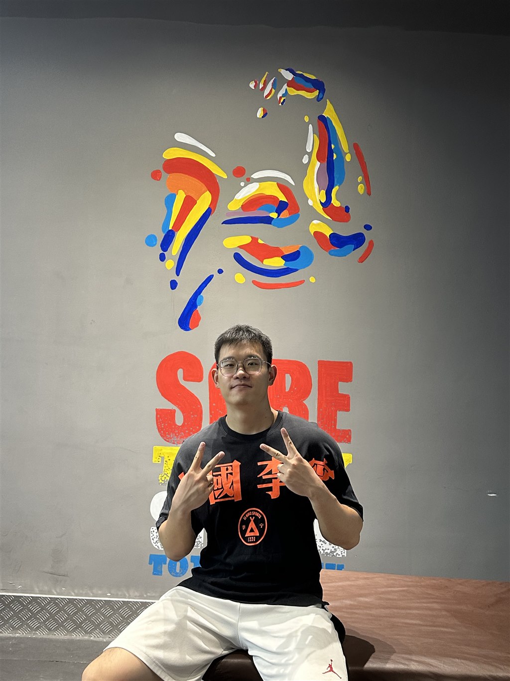 钱镜宇.jpg