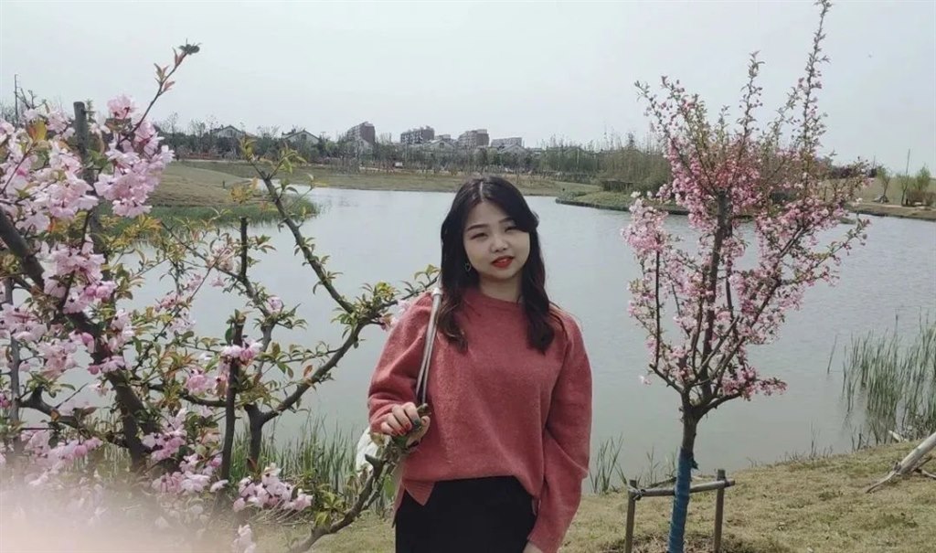 周闪闪.jpg