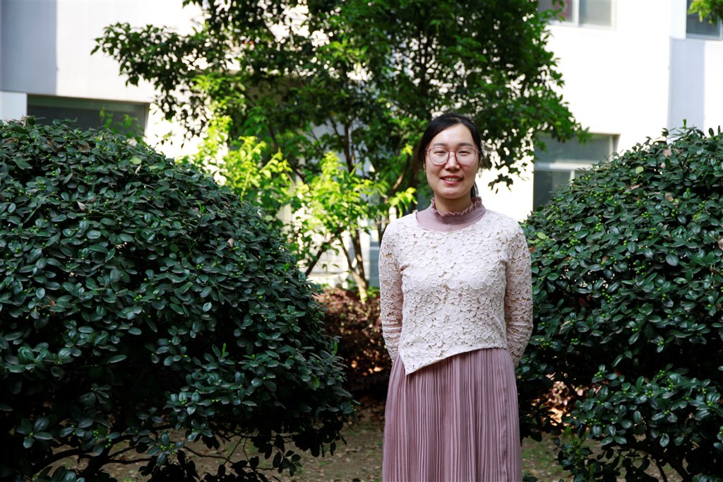 陈玲.jpg