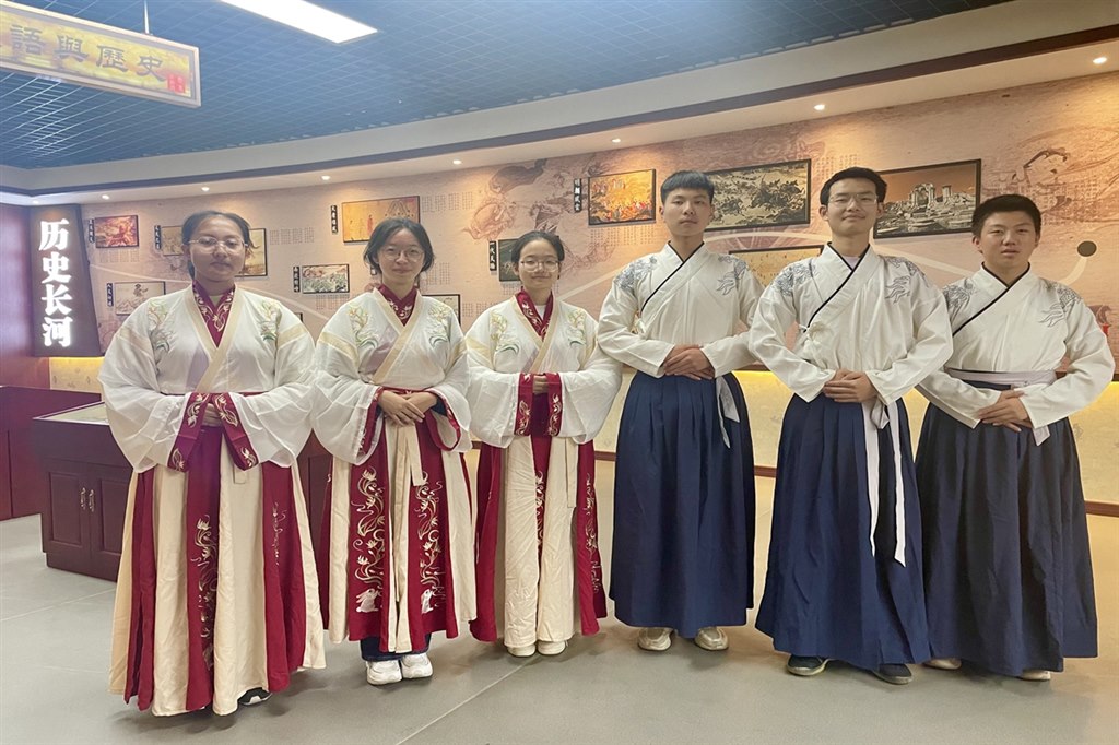 QQ图片20231101070639.jpg QQ图片20231101070639.jpg