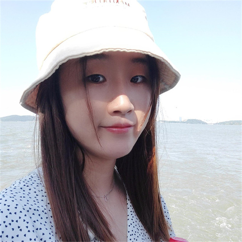 罗慧芳.jpg