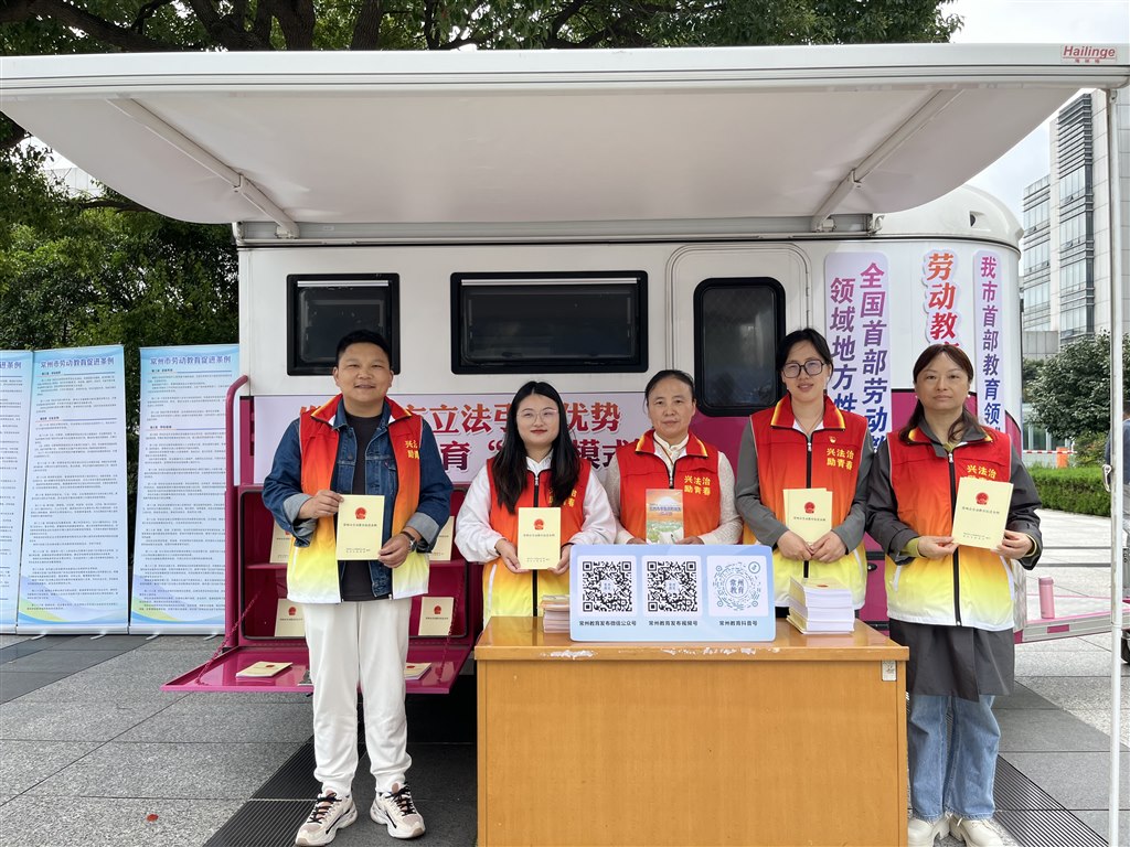 IMG_1052.JPG IMG_1052.JPG