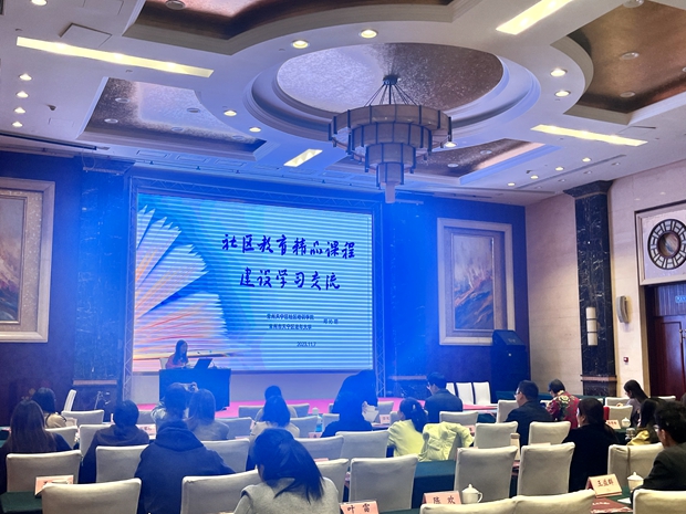 邱沁玥.jpg