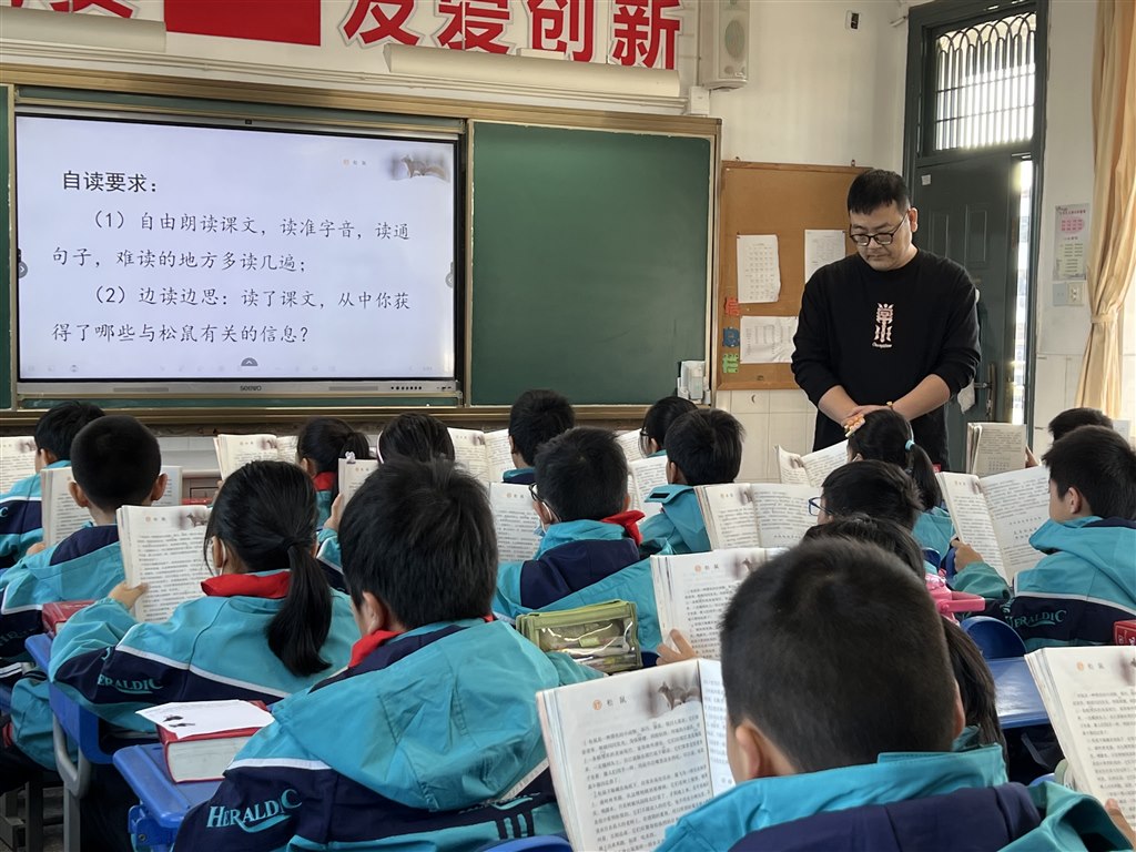 杨波2.jpg