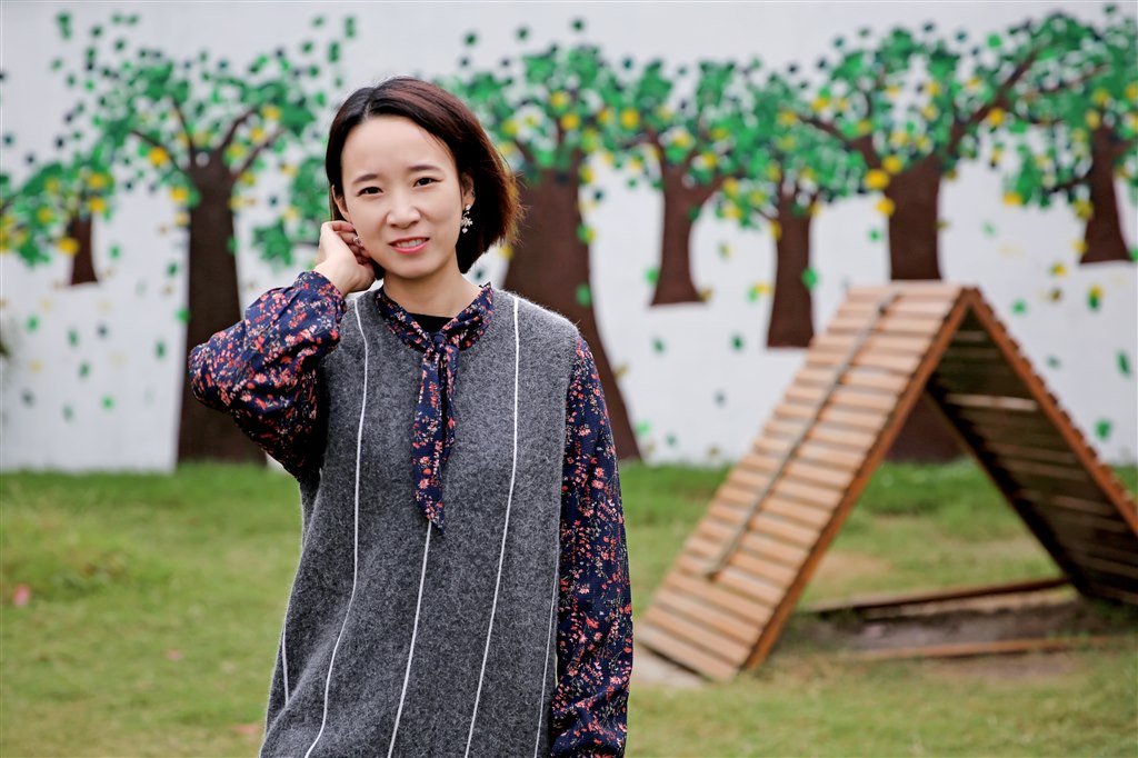 安幼 包如洁.jpg