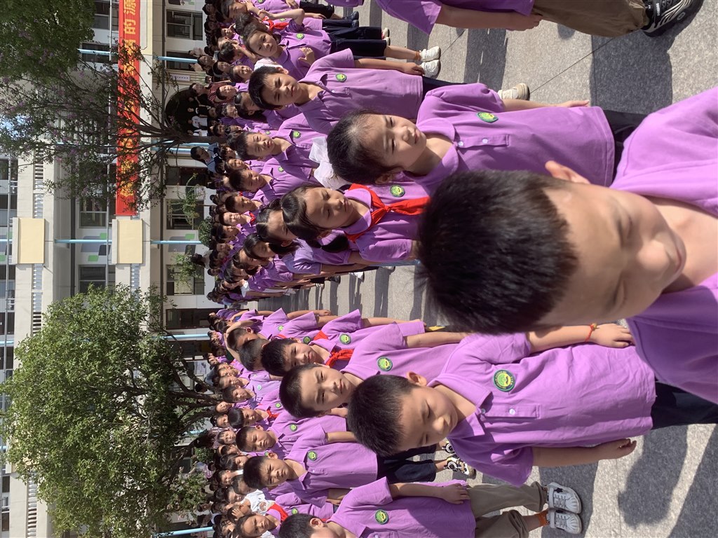 升旗仪式.jpg