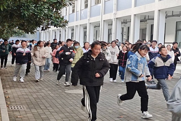 75b19f074148697610ba3c7ccfa2035a_720_副本.jpg