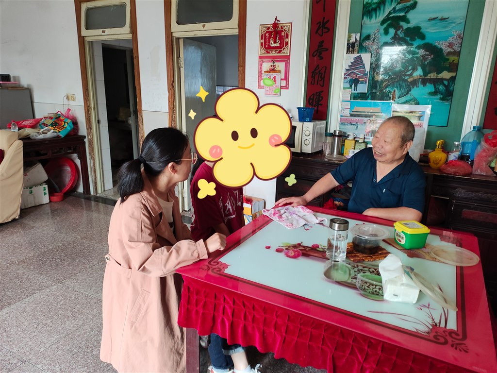 徐婕1.jpg