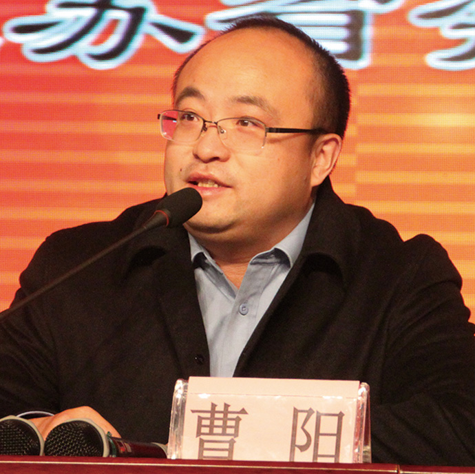 校友2_28.jpg 校友2_28.jpg