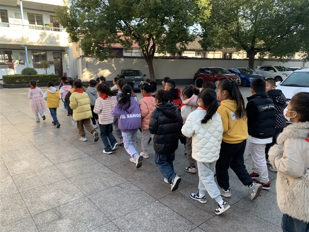 跑操啦.jpg