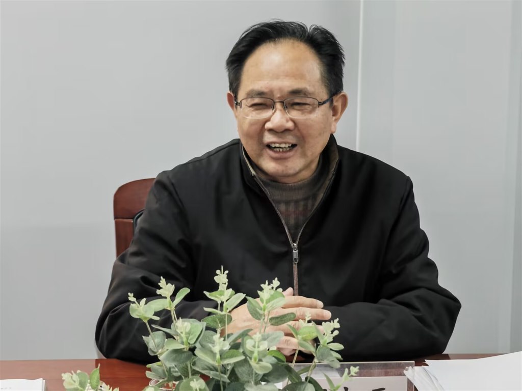 专家144.jpg