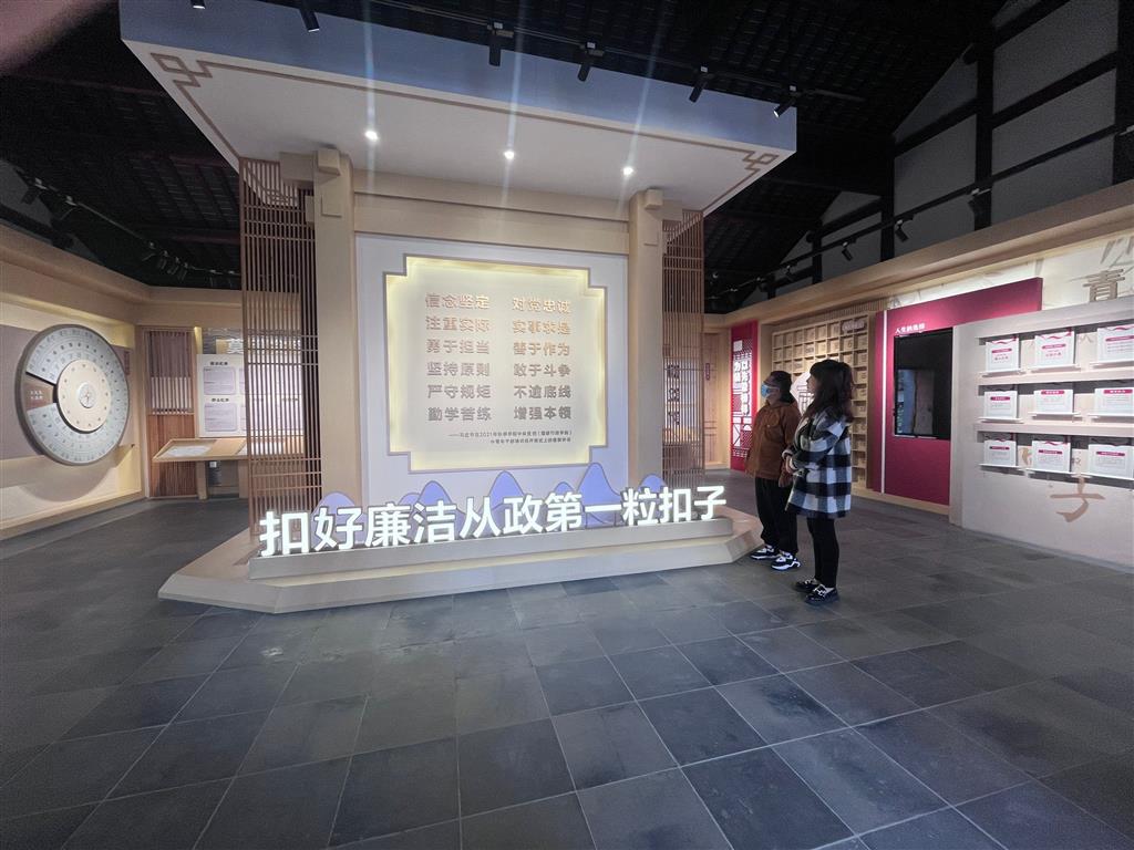 5B87432DD656E6D81A9594F20AEBBDCD.png 5B87432DD656E6D81A9594F20AEBBDCD.png