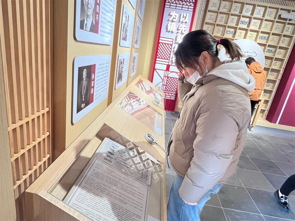 9F5DFF3725FC1631E2F577622B48AF01.png 9F5DFF3725FC1631E2F577622B48AF01.png