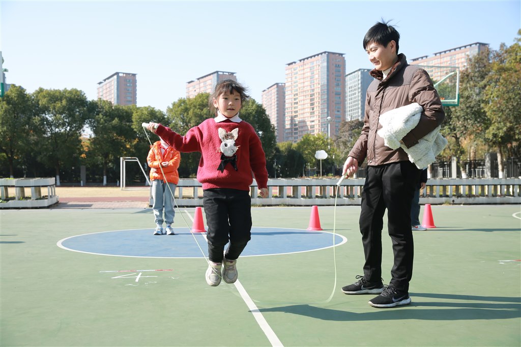跳绳1.JPG