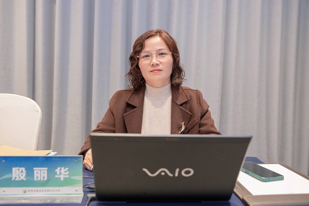 殷丽华_副本.jpg