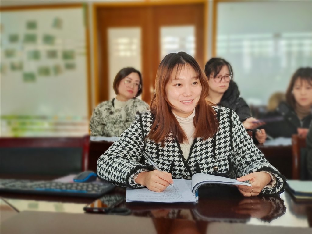李.jpg