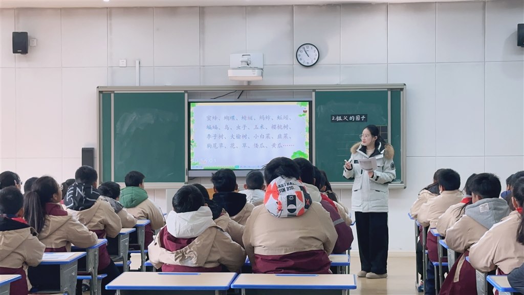 梅叶欢.jpg 梅叶欢.jpg