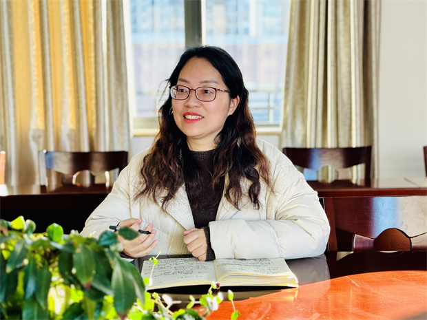 吴校.jpg