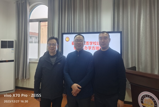 2915abc29ea1f138a3cda52f7732a25_副本.jpg