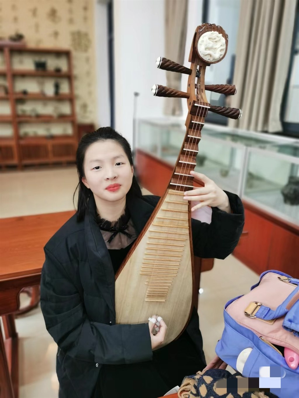 业晴.jpg