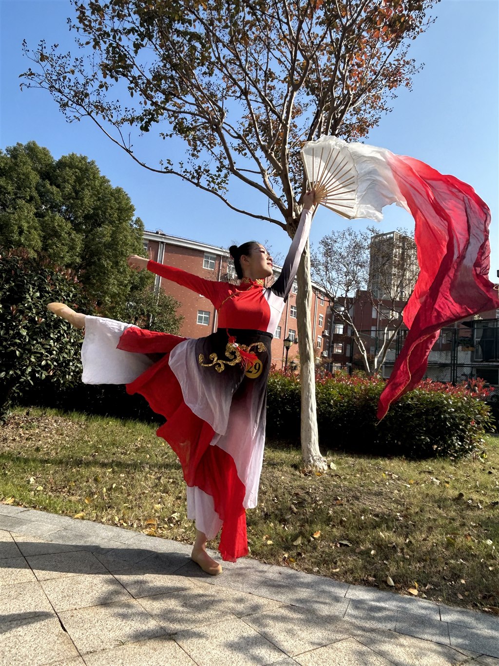 史婧涵.jpg