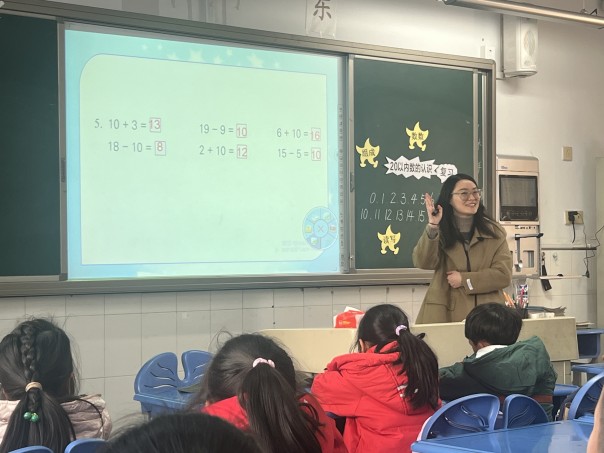 报道2.jpg