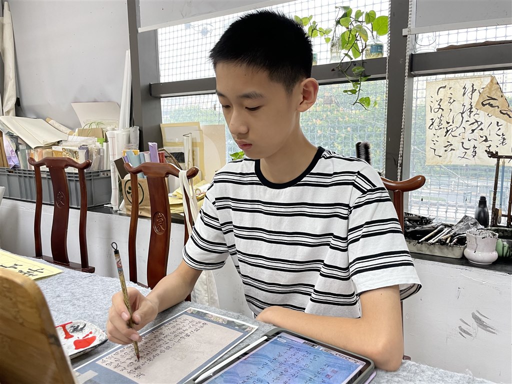 八11杨茗州.jpg
