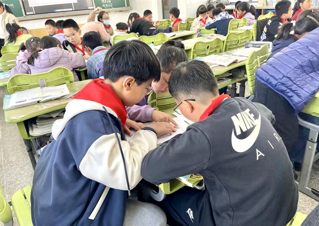 小组讨论2.jpg