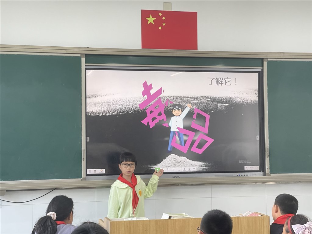 校内宣讲1.jpg