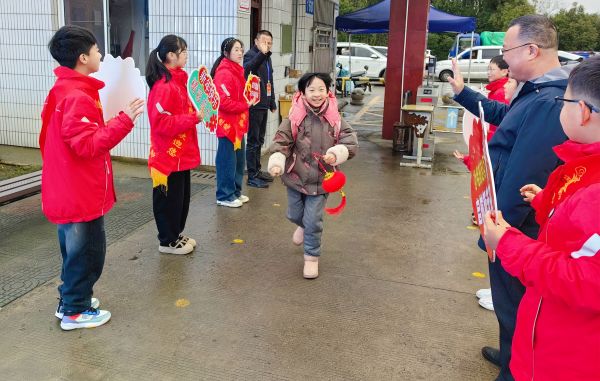 漕桥小学开学季3.jpg