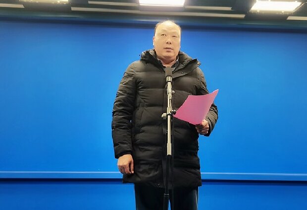 李.jpg