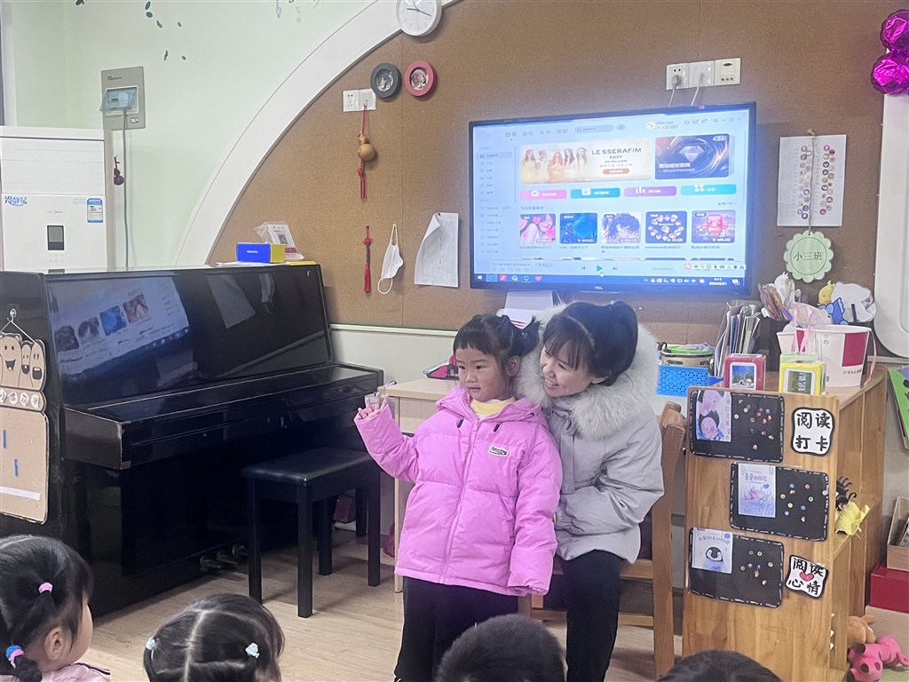 新同学2.JPG