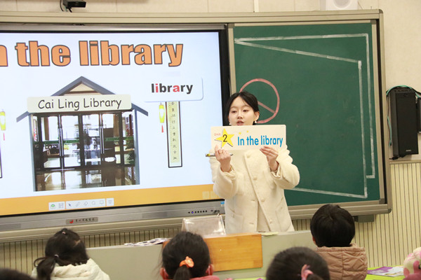 朱丹萍.jpg