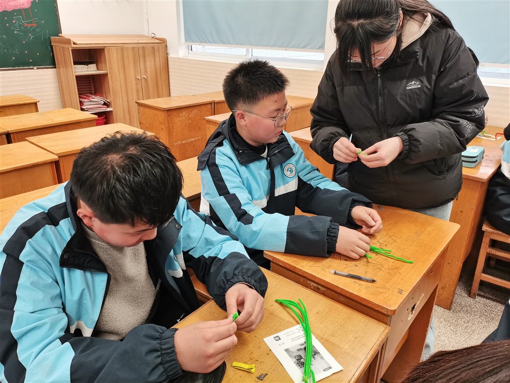 扭扭棒手工社3.jpg