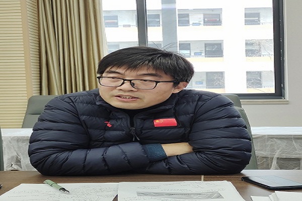 教授.jpg