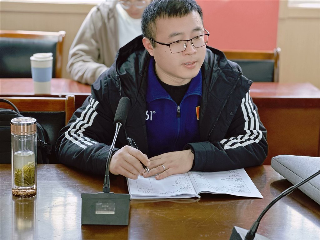A06FC679-0B7B-4EE4-A22A-5E370CA596D9_hd.jpg