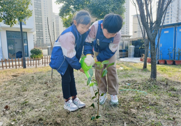 植树节画面图片