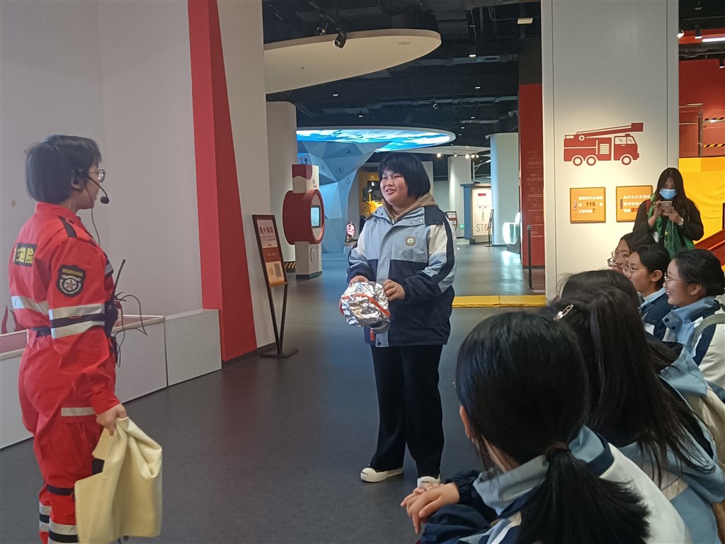 火灾自救.jpg
