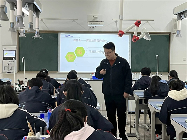 陈赟.png.jpg