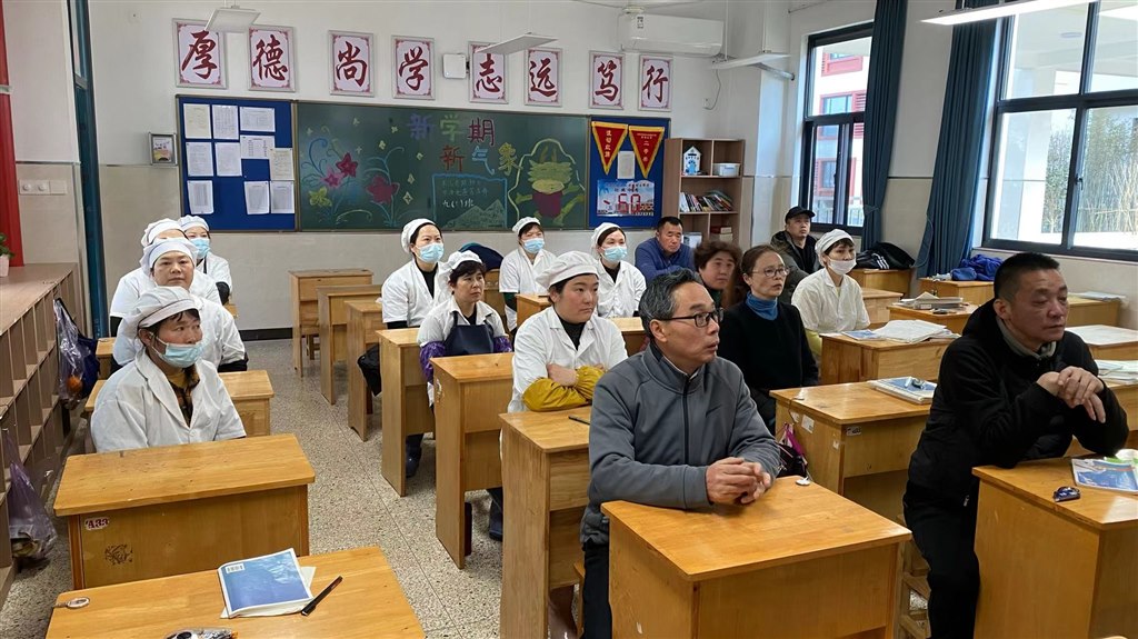 食堂职工消防安全培训2.jpg