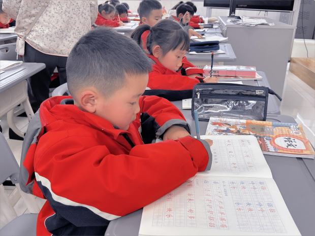 学生.png