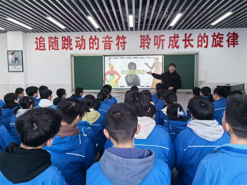 张凯歌.jpg