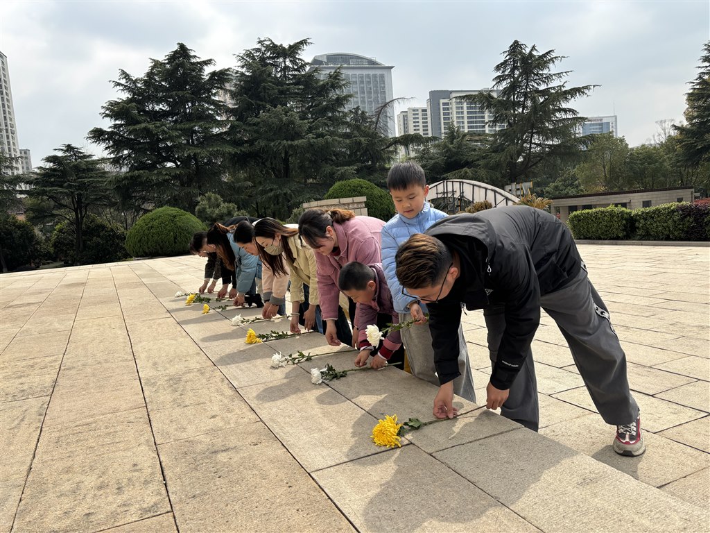 IMG_4176(1).JPG IMG_4176(1).JPG