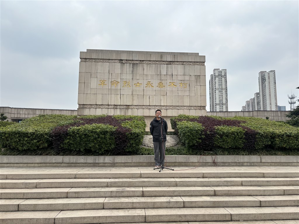 IMG_4188(1).JPG IMG_4188(1).JPG