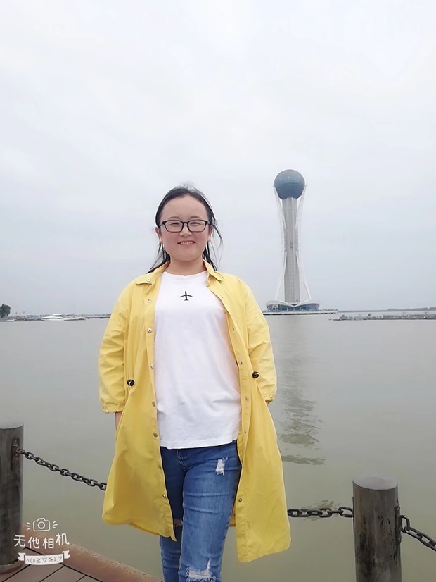 朱灿.jpg