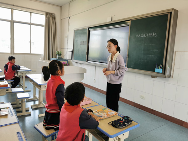 杨璐5.JPG