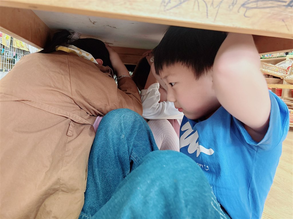 3ceeaee0bea94d771bf709bbf885f6e0.jpg