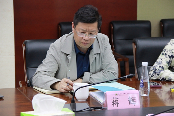 融合优秀文化  培育时代新人