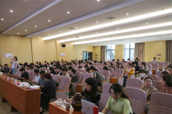 听课.jpg