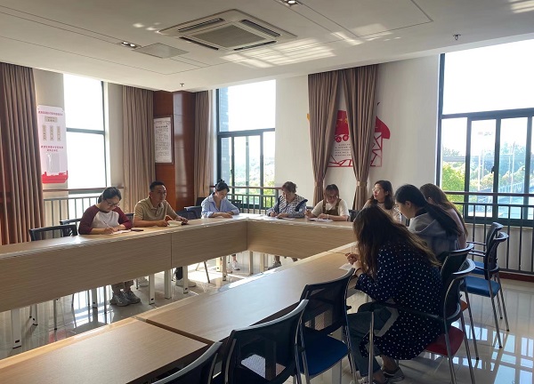工会会员例会.jpg
